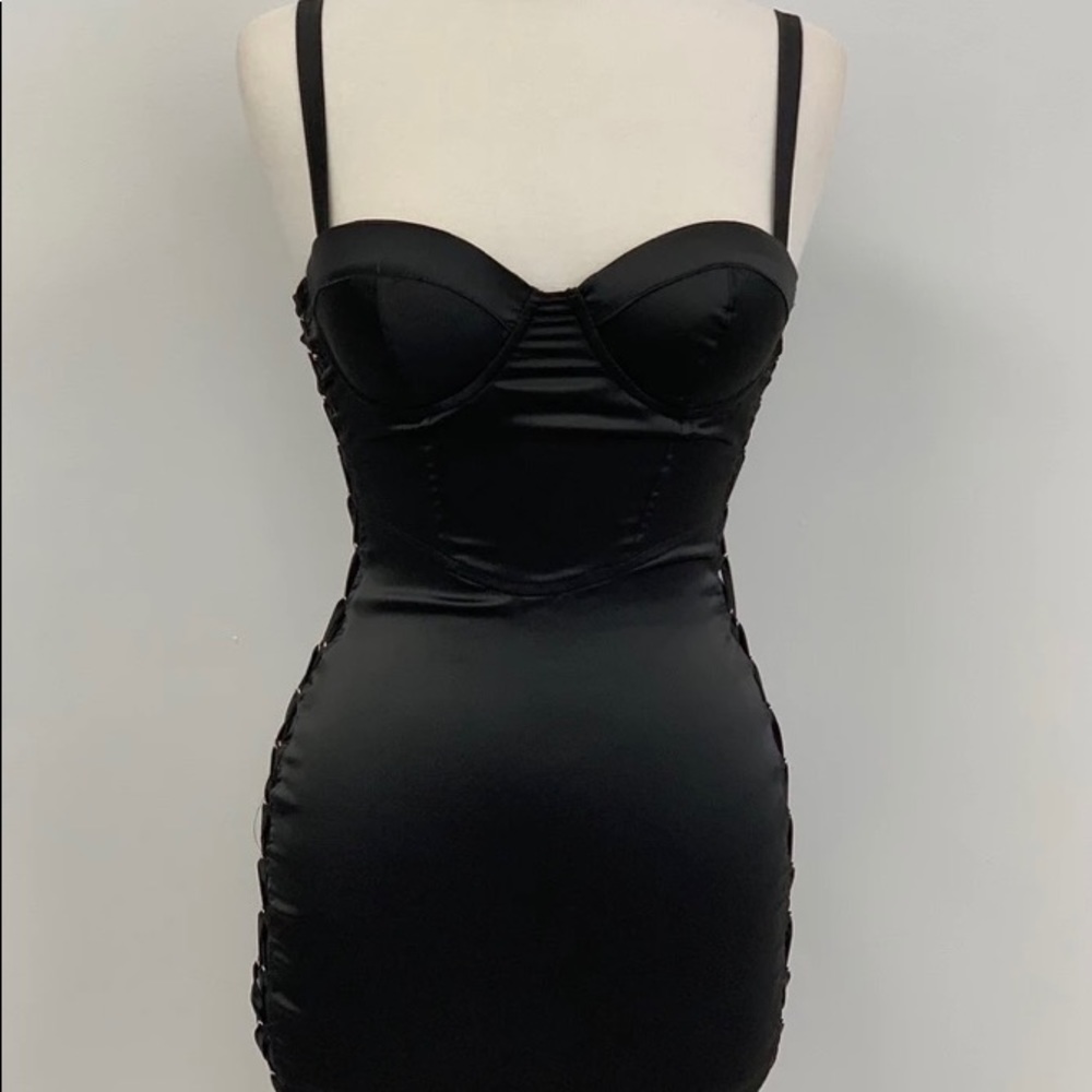 Black tie side dress